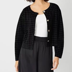 Ann Taylor Flocked Houndstooth Cropped Jacket Size M